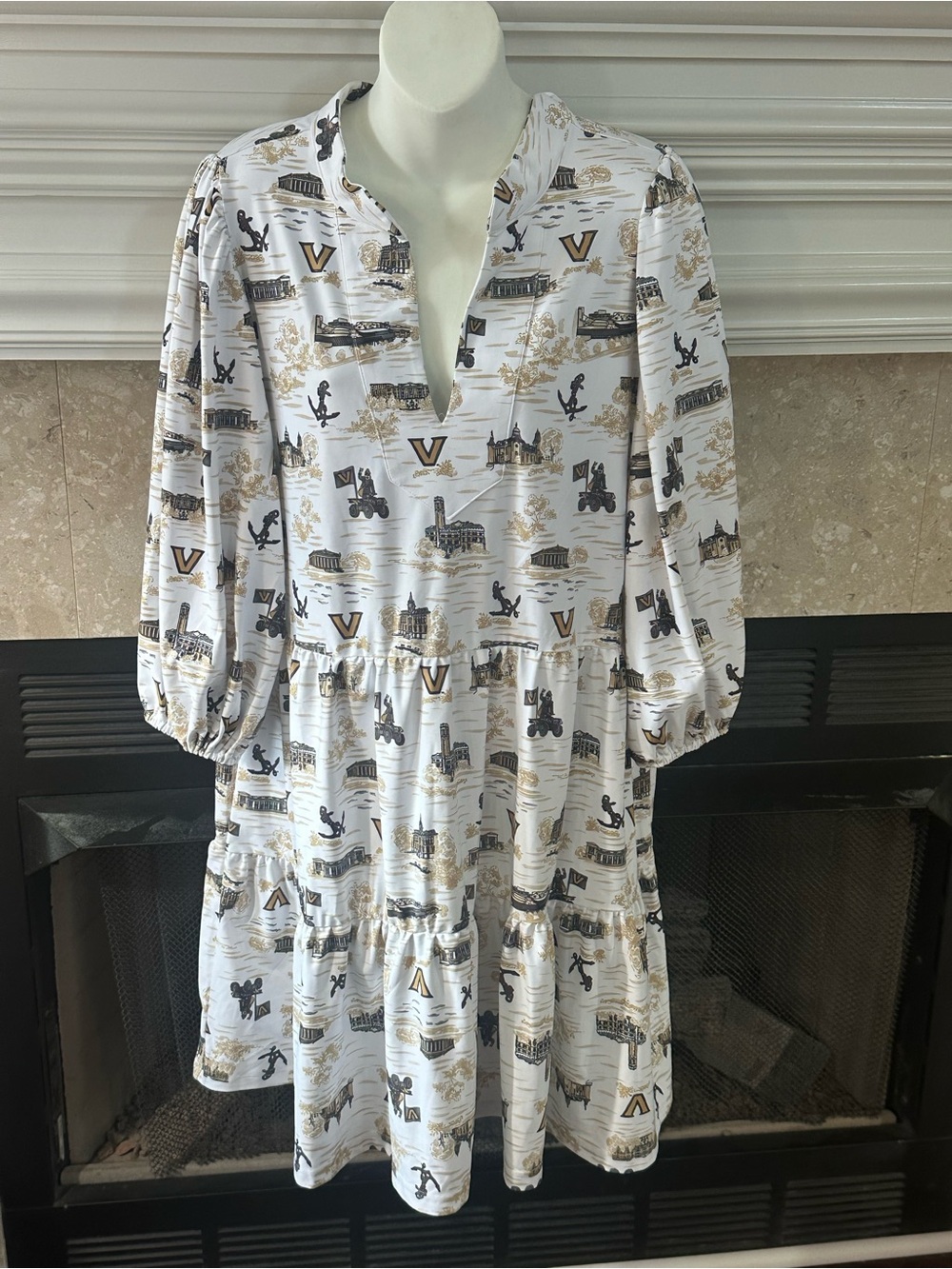 Smith & Quinn Vanderbilt  Tailgate dress size XL NWT